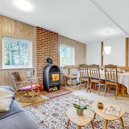 Gorgeous In Romo With Wifi Holiday home